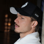 Boné Truker Preto e Branco