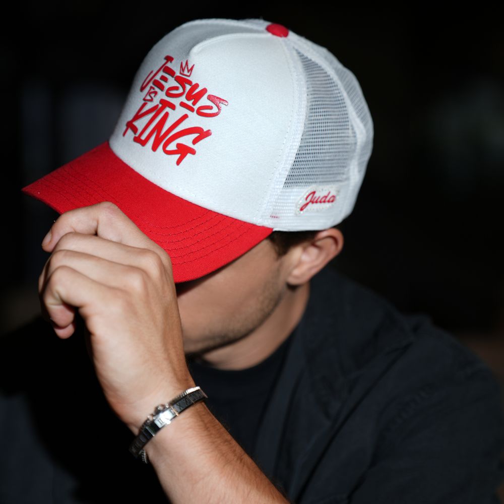 Boné Truker Vermelho