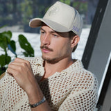 Boné Truker Branco e Roxo